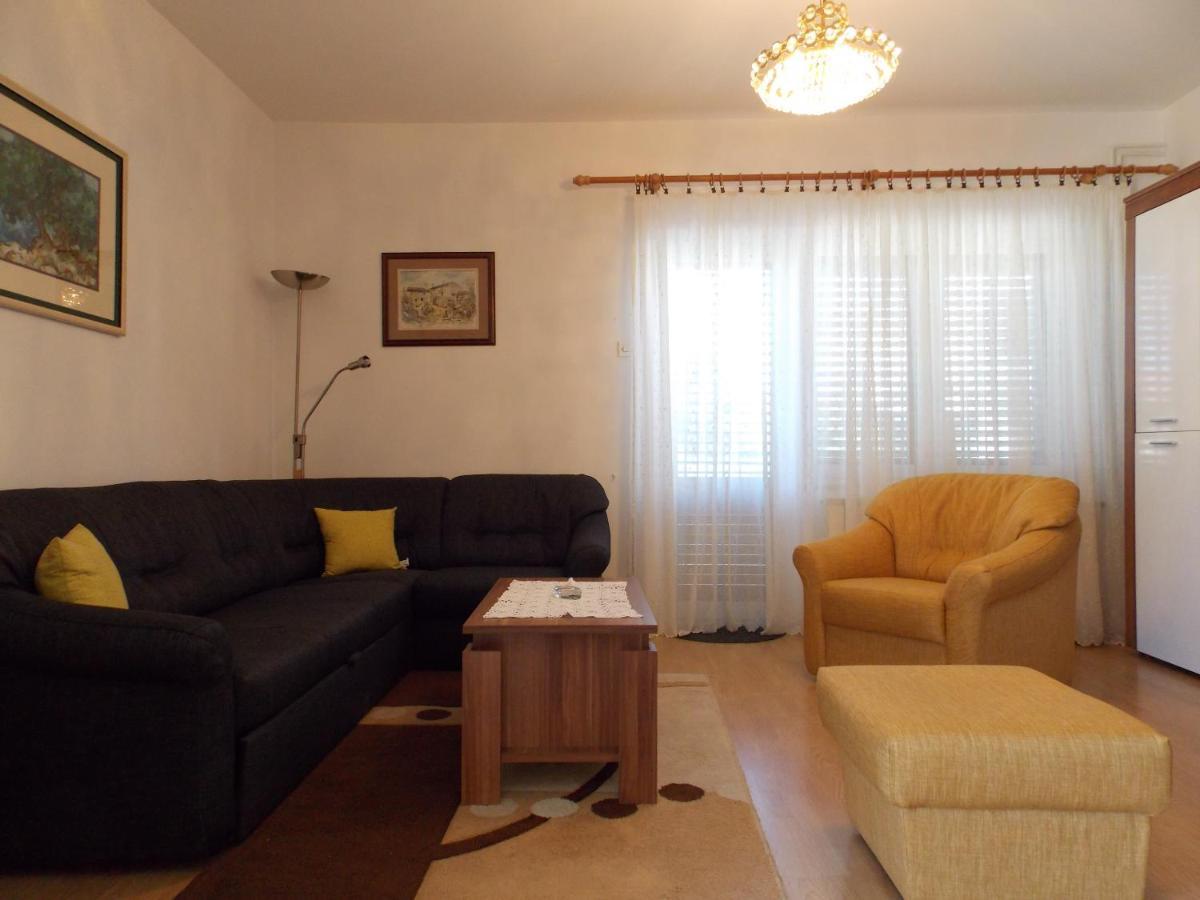 Apartment Sladic Njivice Exterior foto